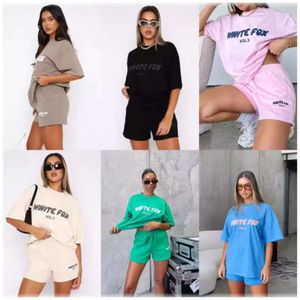 White Foxs Designer T Shirt Woman White Foxx Set Tracksuit English Letters Tshirt Ny Stylish Sportswear T Shirts Tvådelar Set Shorts Multi-stil Välj 131