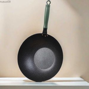 Padelle 32 cm cinese pentola di ferro puro bell'aspetto non rivestito comunemente usato in pentola di pentole a gas e induzione con handlel in legno2403