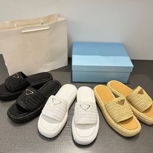 Designer pradshoes man kvinna sandal triangel halm väv toffel plattform raffias tofflor sommaren platt casual flip flops utomhus pool reglage strandsko med låda