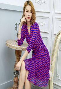 2021 Designer Fashion Women039S PG DVF Wrap Kirt Summer Chiffon Stitched Sleeve Dress Classic Violet Blue Chain for Women7828699