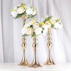 Candle Holders Nordic Iron Candlestick Creative Simple Gold Flower Vase Wedding Romantic Base Table Decoration European Gift