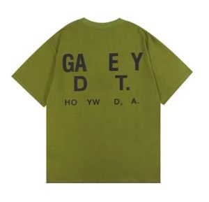 GalleryDept Shird Tシャツメンデザイナーシャツ女性TシャツTシャツデザイナーファッションラグジュアリークルー首短袖レタープリントギャラリーデプトシャツ829