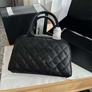 Designer Handbag Luxury Shoulder Bag Diamond Lattice caviar Handle Classic leather atmospheric Fashion bags handbags women