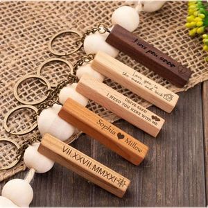 حقيبة هدايا مخصصة سحر مفاتيح مخصصة monogrammed mongraved wood bar keychain لسيارة السائق الجديدة ، مفاتيح السمسار