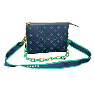 24SS Women Coussin Colorful Chain Shoulder Bag Luxurys Designers Tote äkta läder Kopplingspåsar Shouder Handväska Crossbody Väskor Mobiltelefon Bag 27cm