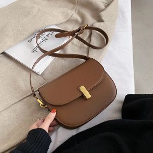 2024 스프링/여름 뉴 패션 한국어 버전 올인원 싱글 어깨 크로스 바디 패션 안장 가방