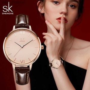 Kvinnors klockor Shengke SK Top Es Women Brand Leather Quartz Wruves Luxury Design Clock for Ladies Charm Flowers Dial Montre Femme L46
