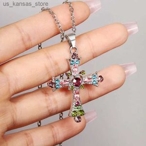 Pendant Necklaces New Y2K Zircon Cross Necklace Colorful Love Heart Cross Pendant Necklaces for Women Gothic Jewelry Party Girls Accessories 2023240408