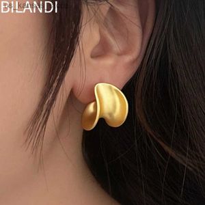 Charm Bilandi Modern Jewelry Popult Design Metal Matte Серьги для женских модных аксессуаров 2023 Trend New Hot Selling 240408