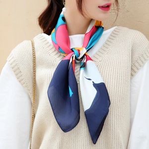 2024 Classic Spring and Summer High Quality Mascot Scarves Outdoor Travel Fashion Scves för män och kvinnor Fashion Luxury Women Scarves Soft Letters Tryckt Silk