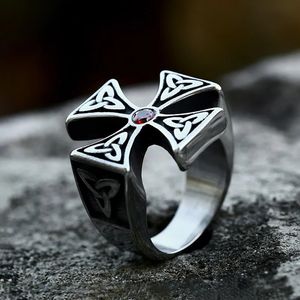 Vintage Viking Celtic Knots Ring für Männer Frauen 14K Gold Punk Hip Hop Cross Ringe mit rotem Stein Mode Schmuck Geschenk