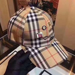 Hat B hat baseball cap hat Badge Medal Checkered Baseball Hat Womens Hat Mens sport Trendy Fashion Versatile O5QT