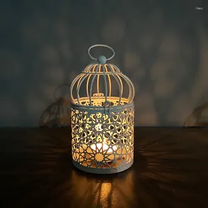 Titulares de vela Iron Candlestick Crafts Candlelight Dinner Table Decoration Retro Style Stand Light Bird Cage pendurado