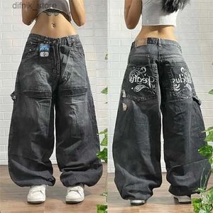 Frauen Jeans American Retro Lose Bein Jeans Damen Y2K Neuer beliebter Clown -Mop -Hosen Harajuku Freizeitmänner Y240408