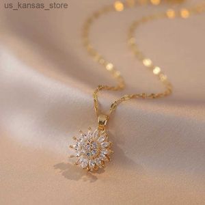 Pendant Necklaces Doublelayer Rotatable Sunflower Necklaces for Women Girl Zircon Flower Pendant Chain Choker Stainless Steel Jewelry AccessorLW6J