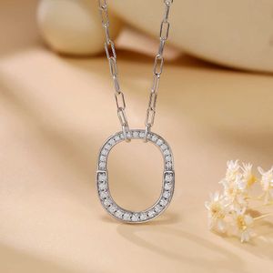 Designer helt nytt pappersklipp Mosang Stenhalsband S925 Pure Silver Plated 18k Gold TIFFAYS Samma Style Lock Chain Pendant