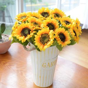 Dekorativa blommor solrosor för bordsdekoration Tillbehör vardagsrum konstgjorda utomhus falska trädgård DIY