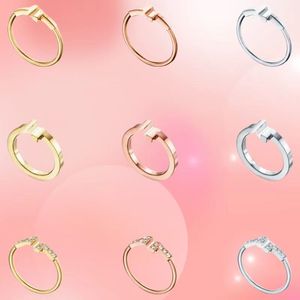 Designer ringar för kvinnor Luxury Diamond Ring Mens Double T Open Love Ring With Logo Wedding Gold Ring Populära Fashion Classic Högkvalitativa smycken Gift Blue Box