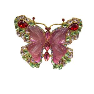 Qingdao Medieval Vintage Autumn and Winter Versatile Colorful Butterflies Light Luxury Sweet Beauty Fairy Spirit Fluttering Standard Breast Pin