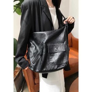 Women Vintage Shoulder Bag Large Capacity Y2k Black Crossbody Bag Design Lady Punk Grunge Handbags Motor Biker Style 240320