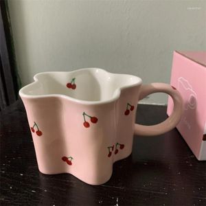 Dekorativa figurer Pink Flower Cup Girl Heart Korean Kaffe Cherry Mugg snygg frukost