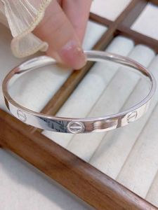 Brand Designer Zuyin 9999 Bracciale Solid Carter Pure Silver Gifts per coppie insolite con logo XUVR