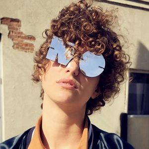 2024 Дизайнерская личность мода преувеличена без слов рамки Tech Cool Sunglasses Super Punk Sports Style Солнцезащитные очки женщины мужчины