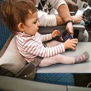 Cuscino per baby aeroplano sedile estensione di viaggio portatile amata pieghevole leggera per l'essenziale volante di volo