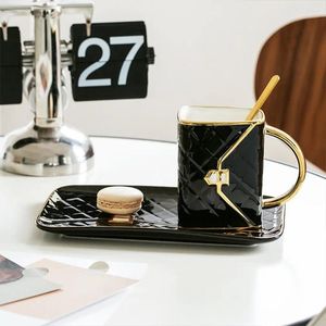 Mugs Creative Light Luxury Bag Shaped Ceramic Mug Personalized Coffee Cup Plate Set Home Drinking Girl Gift Decoration