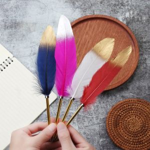 Buntes Spray Gold Feather Stiftstift Stift Schreibwerkzeug Weihnachtsgeschenk Hochzeit Signature Schreibwarenschule Office Supply Supply