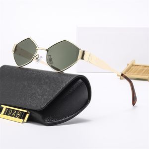 Kadın Güneş Gözlüğü Tasarımcı Sunnies Tam Çerçeve Güneş Gözlükleri Çokgenler Gözlük Polarize Gözlükler Moda gözlük Sıradan Güneşlik Süs