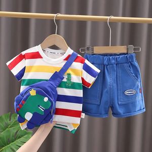 Yaz bebek giysileri takım moda çocuklar erkek dinozor gömlek şortlu çanta 3pcssets bebek gündelik kıyafetler çocuk izleme 240407