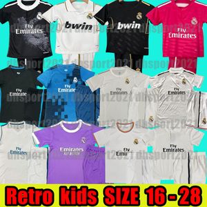 2017 2018 Kids Real Madrids Benzema Ronaldo Retro Kit Kit Kit koszulki piłkarskie Guti 11 12 13 14 15 16 17 18 Zidane Raul Vin Jr Carlos Seedorf Sergio Ramos