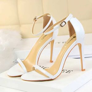 Dress Shoes Womens 8cm 11cm high heels fetish sandals gladiator platform strap smooth leather pump womens nude low boots party shoes H240409 NMMA