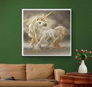 Kampanj DIY 5D Partial Diamond Embroider Dreamlike Horse Round Diamond Målning Cross Stitch Kit Diamond Mosaic Home Decor1829811