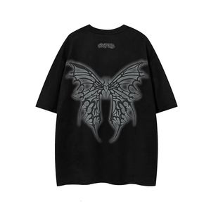 男性レトロビンテージコットンTシャツストリートウェアバタフライグラフィックTシャツハラジュクTシャツヒップホップリラックストップティーティーグリーンブラック240329