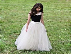 2016 Popular barato, mas elegante, vestidos de menina filhos longos tule tutu saia da tripulação com mangas de mangas comprimento do piso Flor Girl Dress3674104