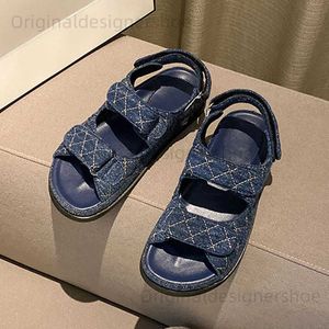 Sandaler Blue Hook Loop Denim Sandaler Kvinnor Double Band Open Toe Shoes Girls Summer Soft Leather Platform Sandalias Femmes 2023 T240409