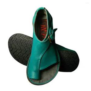 Sandalet 2024 Moda Vintage Kadın Toka Strap Düz Topuk Sandal Ayakkabı Yaz Plajı Seyahat Sandalia Feminina Chaussure Femme
