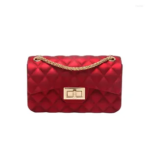 Umhängetaschen 2024 Mattbeutel Transparent Frosted PVC Gelee All-Match Diamond Kette Ladies Clutch Red Mini Square Crossbody