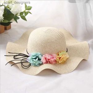 Wide Brim Hats Bucket Hats Fashion parent-child Cute flower sun hats Girl hand made straw wave wide brim sun hats casual shade hat summer woman beach hat Y240409