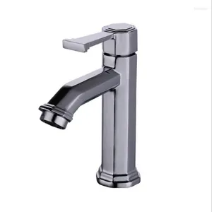 Bathroom Sink Faucets G1/2 European Zinc Alloy Faucet Single Handle Hole Deck Mount Cold High Quality Washbasin Tap