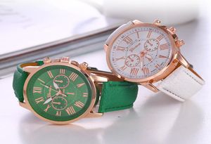 New Women Quartz Watch Woman Watch Threeeye Glass Leder Streifen Band Uhrengeschenk Explosion HJ2073971918