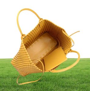 2021 Brand Dign Woven Handbags for Women Bal Fashion Tij Weave Hand Shoulder Lady Great Capacity Purse Shopping Man bag395E5391216