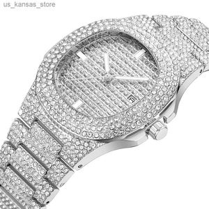 Wristwatches Fashionable and Hot Unisex Style Iced Quartz Mens Diamond Steel Hip Hop ES Top Luxury Womens Clock Reloj hombre240409