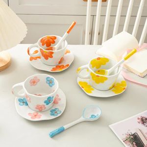 Чашки блюдки творческий ручной ремонт керамическая ручная нарисованная цветочная кофейная чашка сетя
