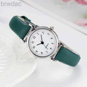 Kvinnors klockor Hight Quality Brand Quartz Watch Ladies Small Dial Casual Watch Leather Strap Wristwatch For Women Relojes Para Mujer 240409