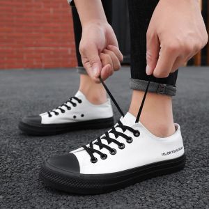 Buty nowe męskie buty koronkowe buty płócienne modne kolor solidny kolor nisko top męskie buty wulkanizowane swobodny biały buty męskie trampki