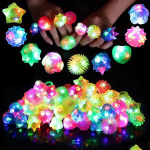 LED Flying Toys20pc/set luminous Rings in the Dark Ring Finger Lights Party Pheber Rubber Birthday Supplies 240105 Drop Deliv Dhoqg