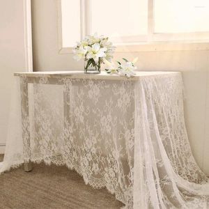 Tkanina stołowa biała koronkowa obrus rustykalny ślub vintage haftowany wystrój recepcji boho impreza walentynkowa